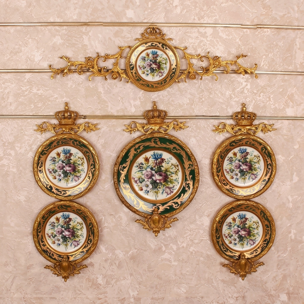 طقم معلقات جدارية ملكية Royal Bronze Mounted Porcelain Wall Plaques